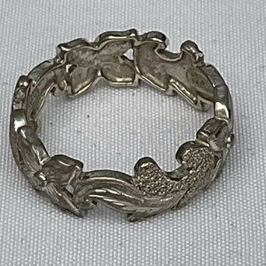 Source Unknown Silver Floral Design Ring